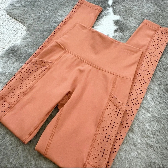 Aerie 7/8 Laser Cut Rust Leggings - Picture 4 of 15